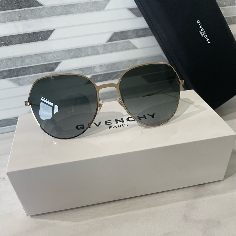 NIB Givenchy GV 7170/G/S Sunglasses